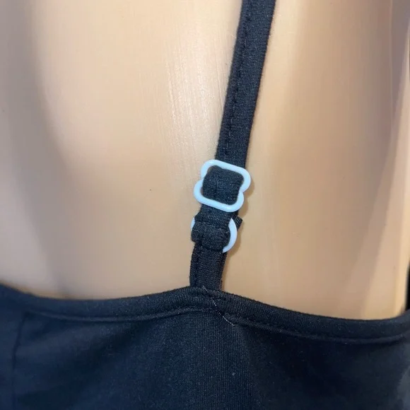 Women’s Solid Sleeveless Jumpsuit Size Medium - Picture 11 of 14